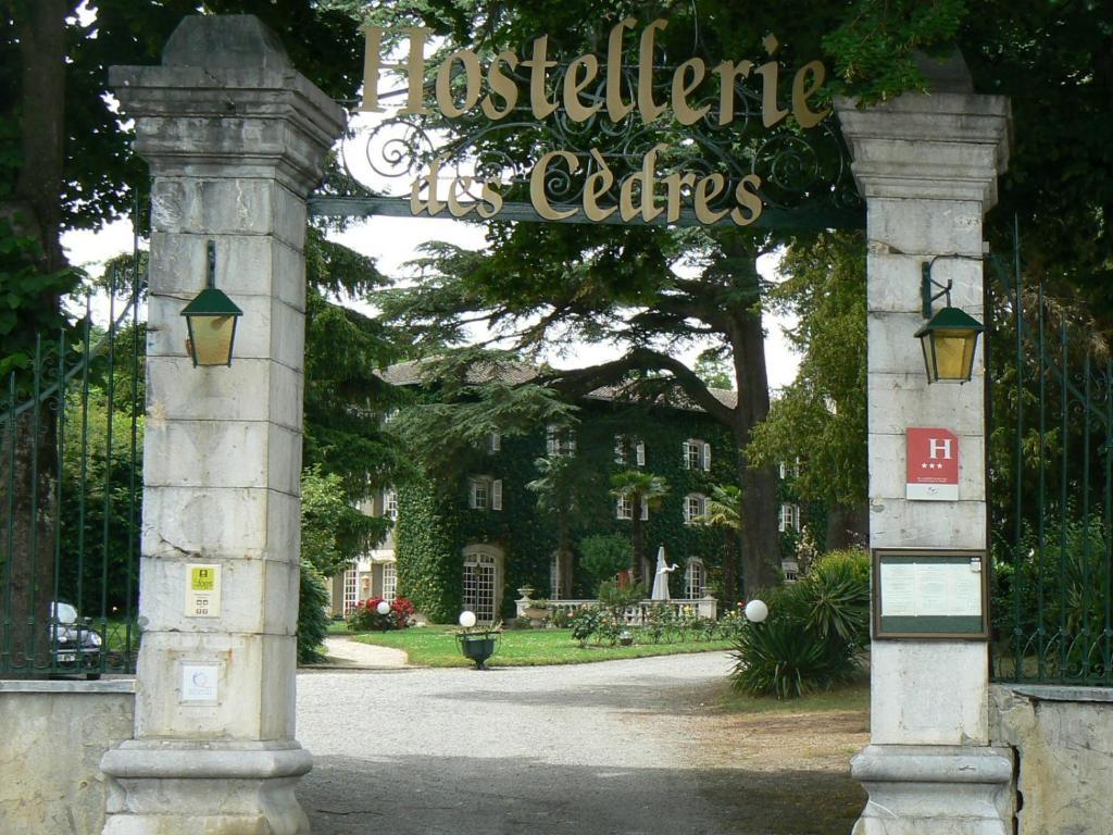 Hostellerie Des Cedres Villeneuve-de-Rivière Zewnętrze zdjęcie
